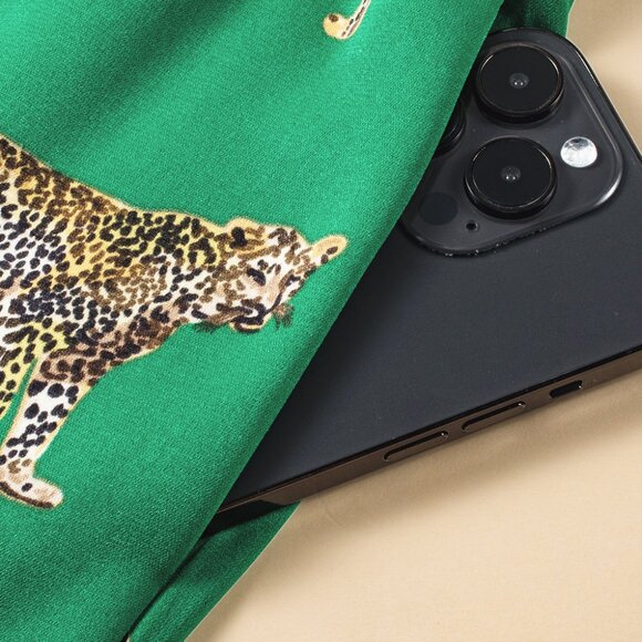 Green Cheetah Print Short Sleeve Shirt and Pants Pajama Set - Picture 8 of 16